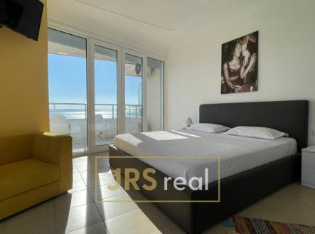 Prodej bytu, 3+kk, 140 m²