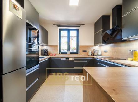Prodej hotel, 538 m²