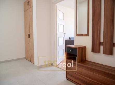 Pronájem bytu, 2+1, 55 m²