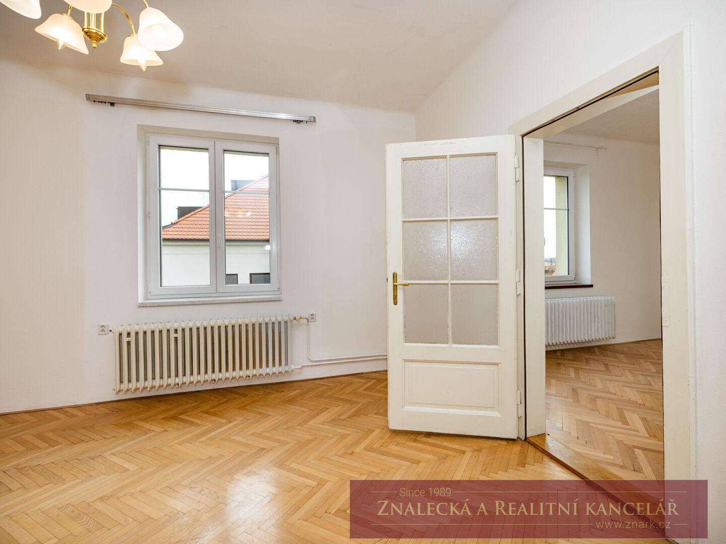 Pronájem bytu 3+1, U Malvazinky, Praha 5