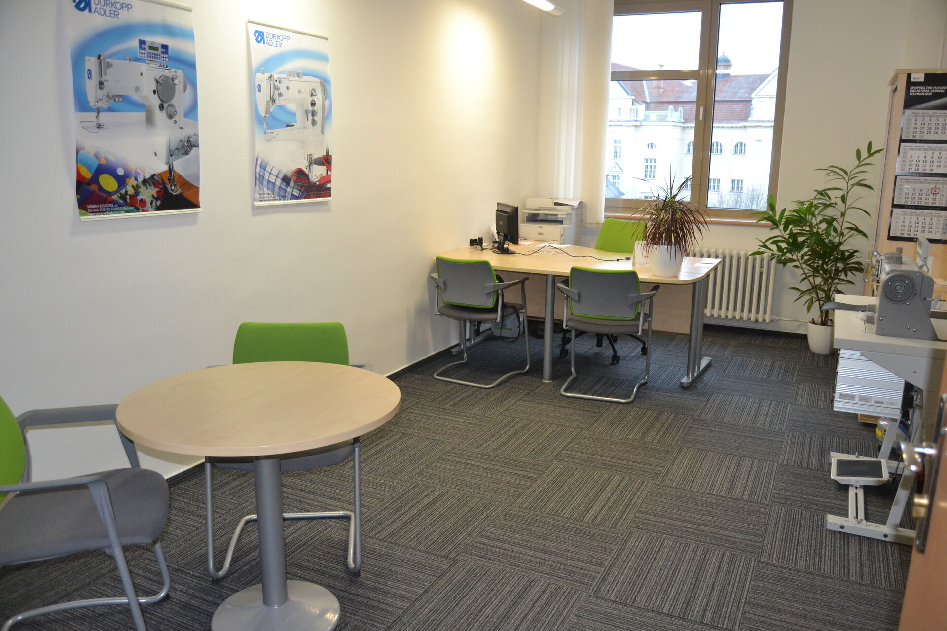 kancelář k pronájmu