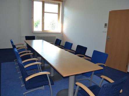 Pronájem kanceláře, 100 m²