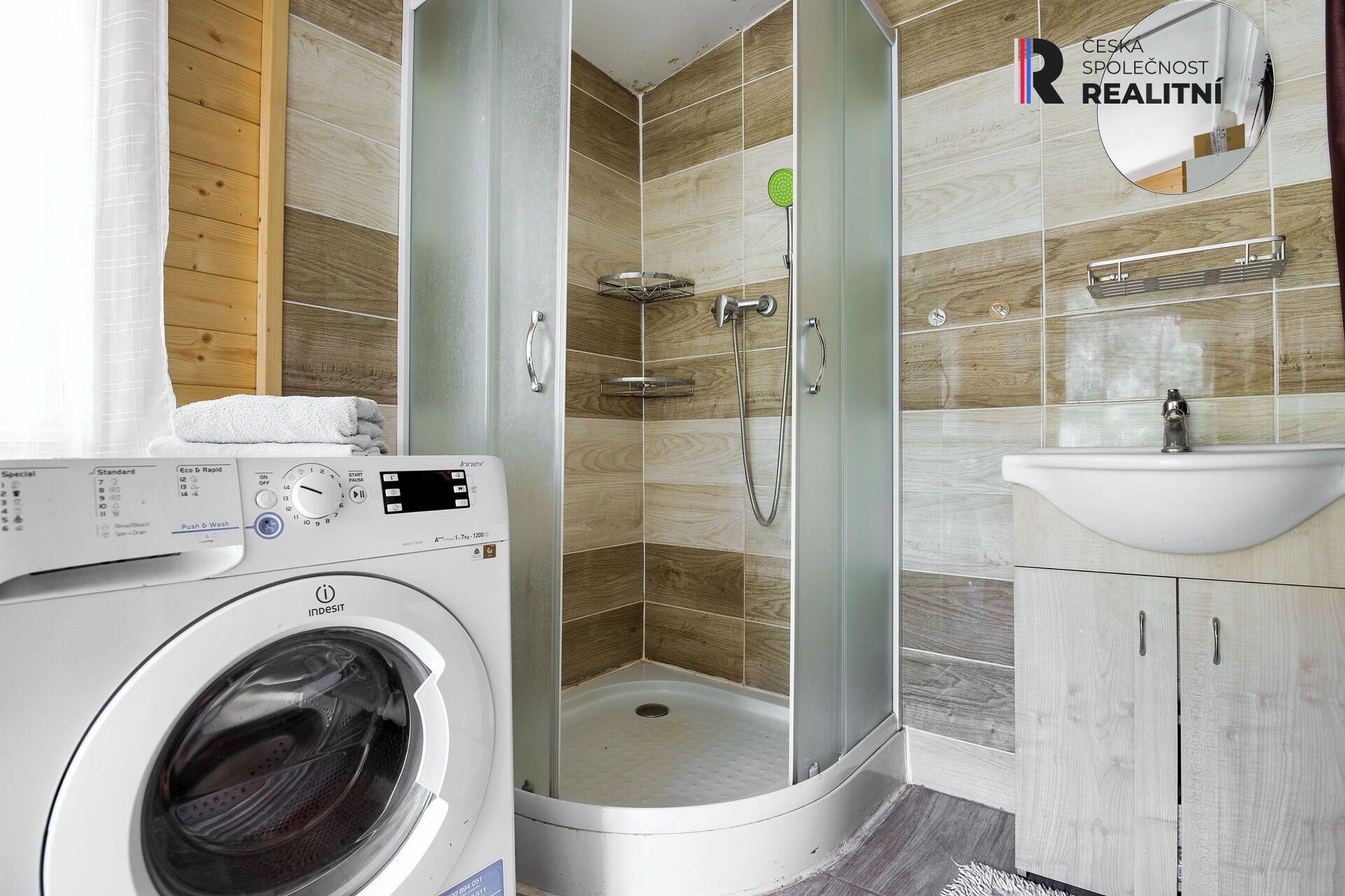 Prodej dřevostavby - chaty Vroutek - Mukoděly 317m2