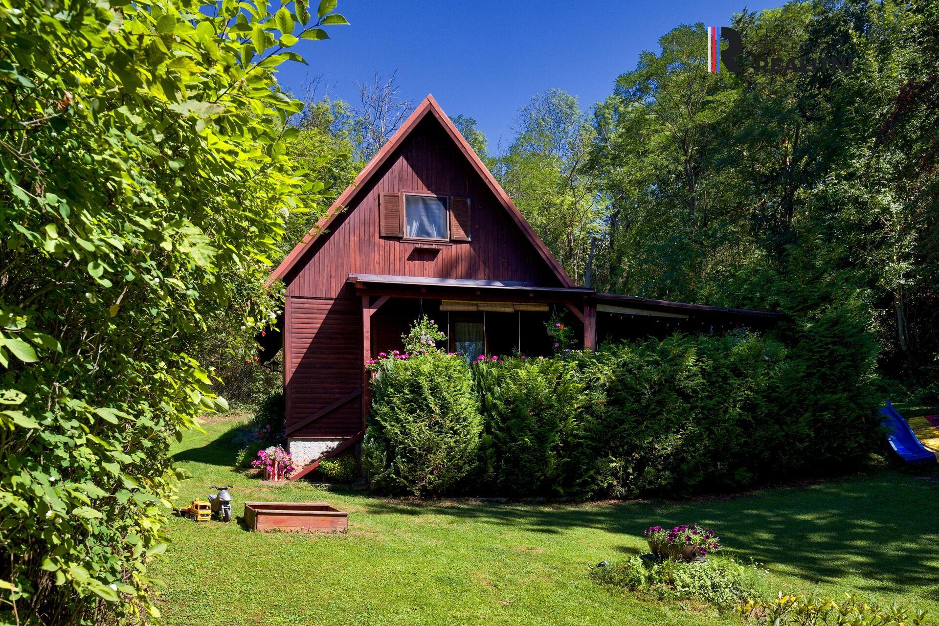 Prodej dřevostavby - chaty Vroutek - Mukoděly 317m2