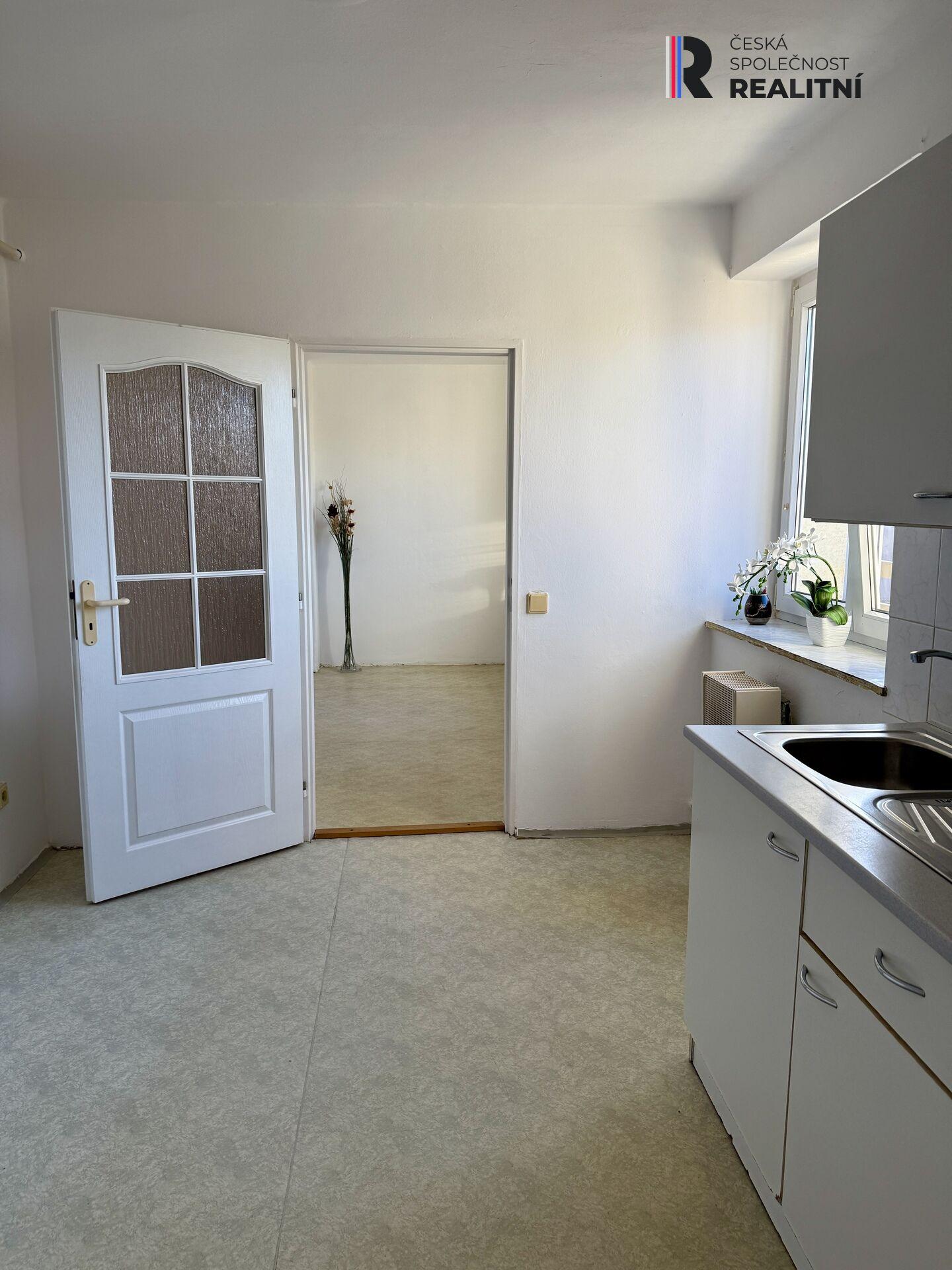 Prodej bytové jednotky 1+1, příjemná lokalita, ul. Švermova