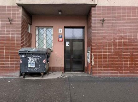 Pronájem skladovací prostor