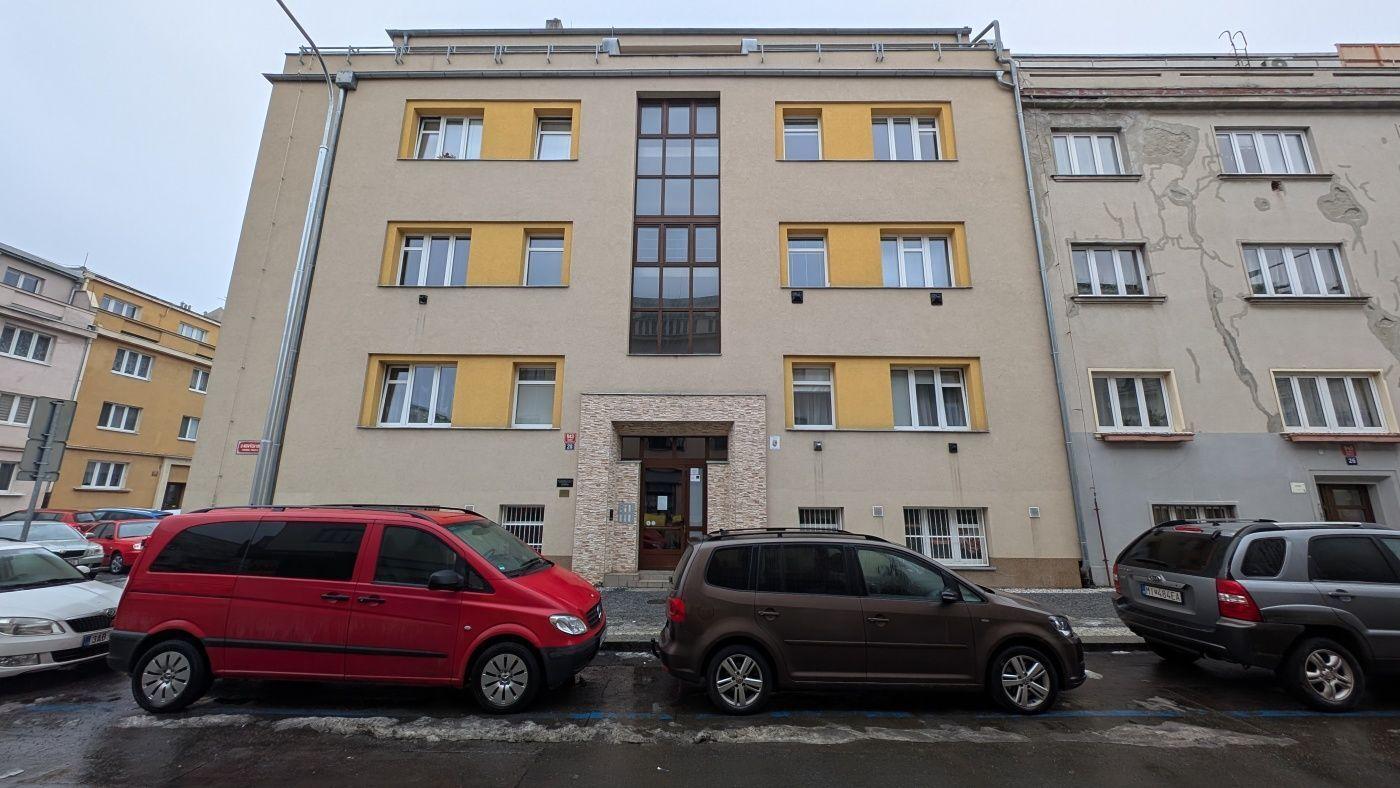 Nájem NP kancelář - U Nových vil, 37 m², NP č. 309