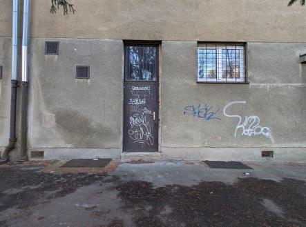 Pronájem obchodní prostor