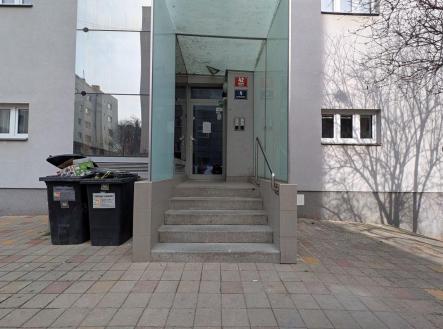 Pronájem bytu, 1+1, 43 m²