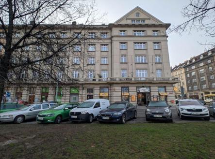 Pronájem bytu, 1+1, 69 m²