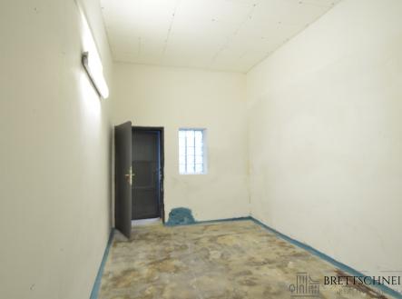 Pronájem komerčního objektu, sklad, 162 m²