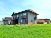 Prodej domu/vily, 320 m²