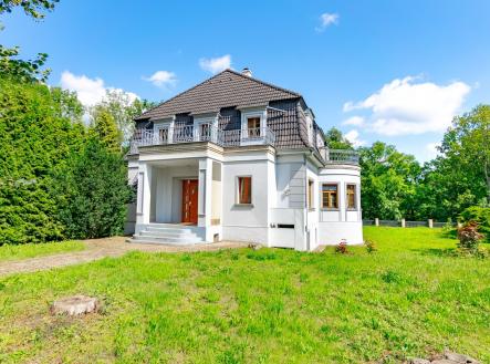 Prodej - dům/vila, 455 m²