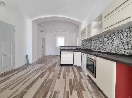 Pronájem bytu, 1+1, 66 m²