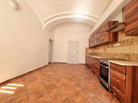 Pronájem bytu, 1+1, 57 m²