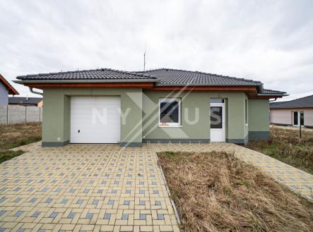 Pronájem - dům/vila, 153 m²