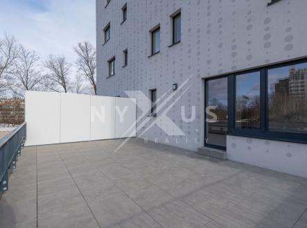 Pronájem bytu, 3+kk, 126 m²