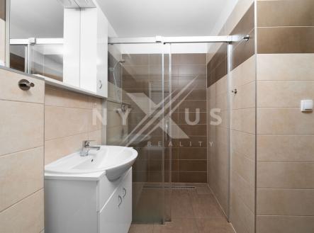 Pronájem bytu, 1+kk, 32 m²