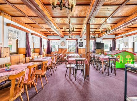 Prodej - hotel, 668 m²