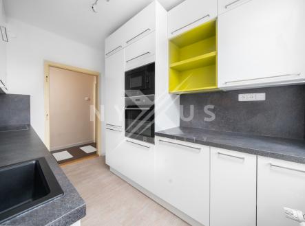 Pronájem bytu, 4+1, 79 m²