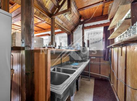 Prodej chaty/rekreačního objektu, 668 m²