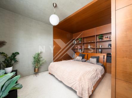 Pronájem bytu, 1+kk, 42 m²