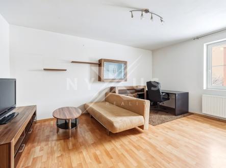 Pronájem bytu, 2+kk, 47 m²