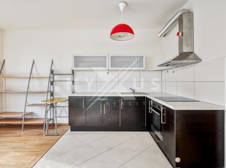 Pronájem bytu, 3+kk, 83 m²
