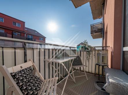 Pronájem bytu, 2+kk, 57 m²