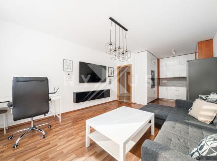 Pronájem bytu, 2+kk, 57 m²