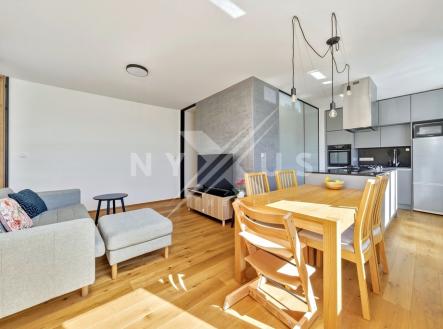 Prodej bytu, 3+kk, 64 m²