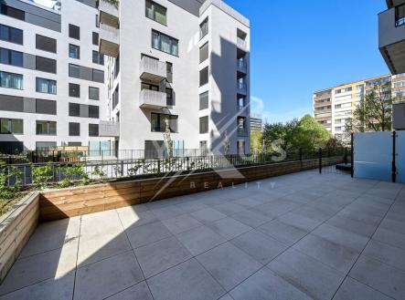 Pronájem bytu, 3+kk, 147 m²