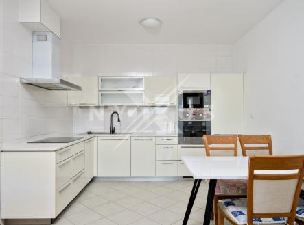 Pronájem bytu, 3+kk, 73 m²