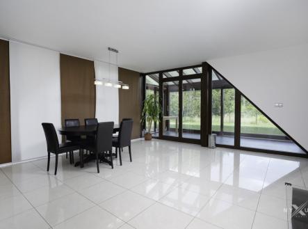 Pronájem domu/vily, 204 m²