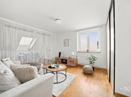 Prodej bytu, 3+kk, 97 m²