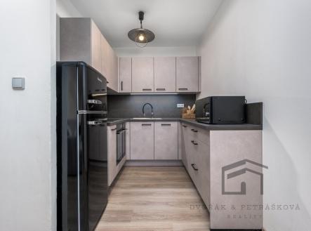 Pronájem bytu, 2+kk, 45 m²