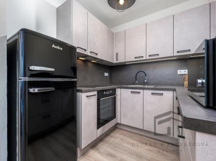 Pronájem bytu, 2+kk, 45 m²