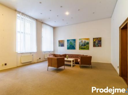 Pronájem - komerční objekt, jiný, 95 m²