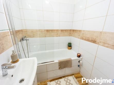 Pronájem bytu, 2+kk, 46 m²