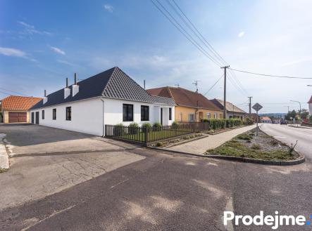 Prodej - dům/vila, 254 m²