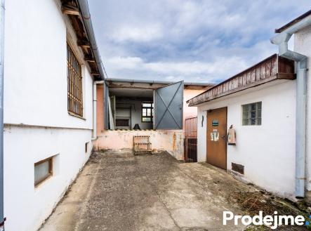 Prodej - komerční objekt, výroba, 907 m²