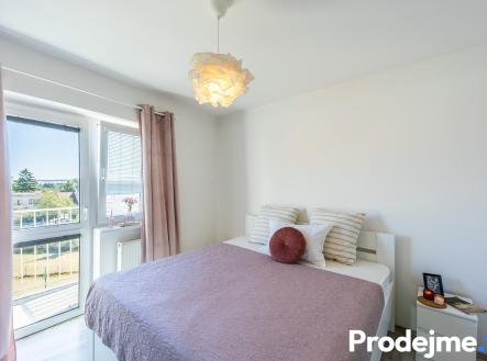 Pronájem bytu, 4+kk, 87 m²