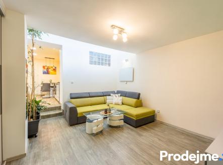 Prodej bytu, 6+kk, 122 m²