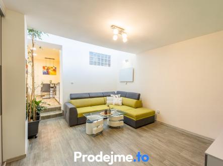 Prodej bytu, 6+kk, 122 m²