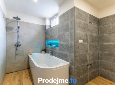 Prodej domu/vily, 182 m²