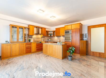 Pronájem bytu, 3+1, 95 m²