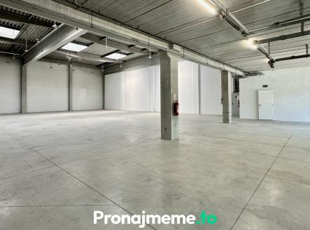 Pronájem komerčního objektu, sklad, 545 m²