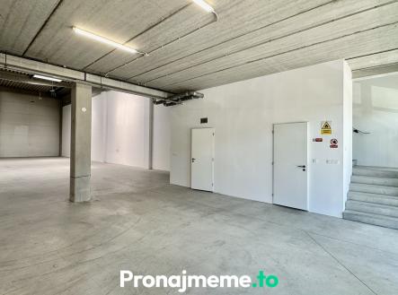 Pronájem komerčního objektu, sklad, 545 m²
