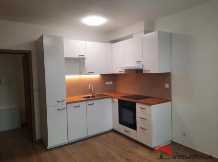 Pronájem bytu, 2+kk, 43 m²