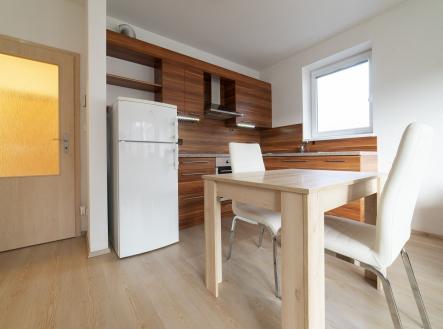 Pronájem bytu, 2+kk, 48 m²